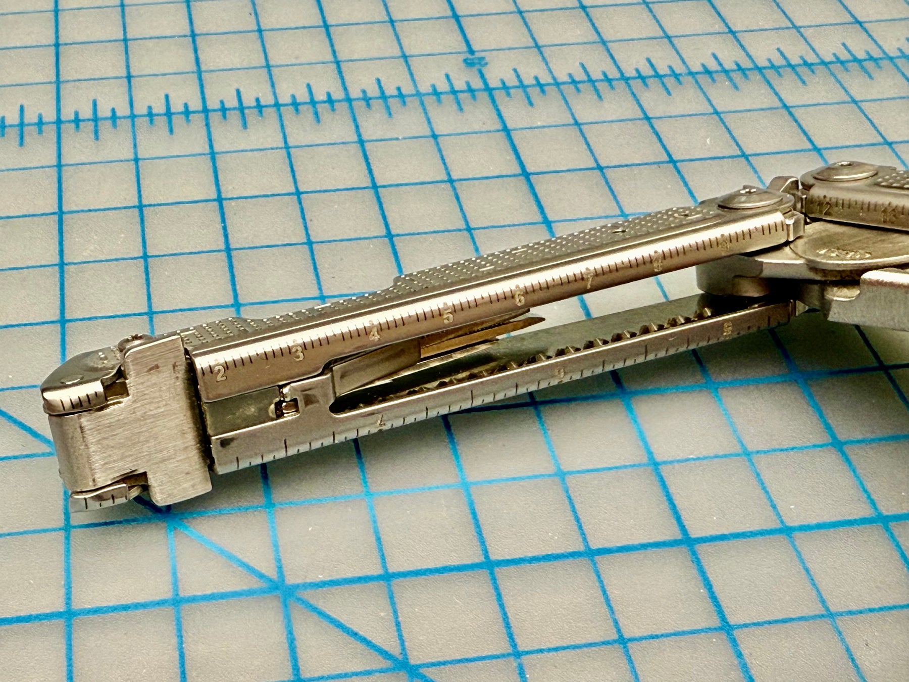 Laser Etched Ruler for Leatherman Multitools – ZapWizard Design