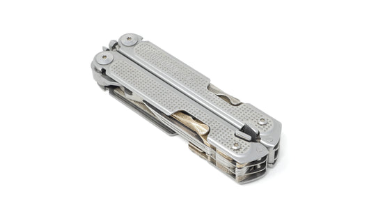 Leatherman FREE P4 Multitool